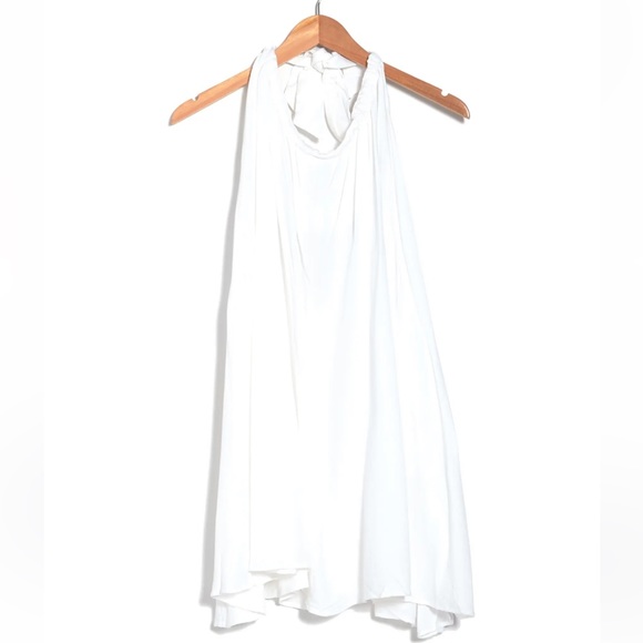 Elan halter side pockets dress. - Picture 6 of 6